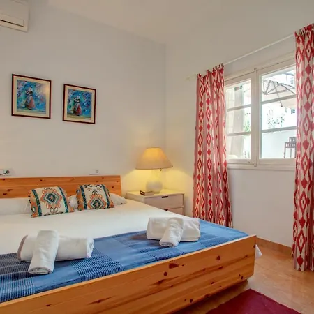 Mediterranean Beach House Bruiet Holiday home *